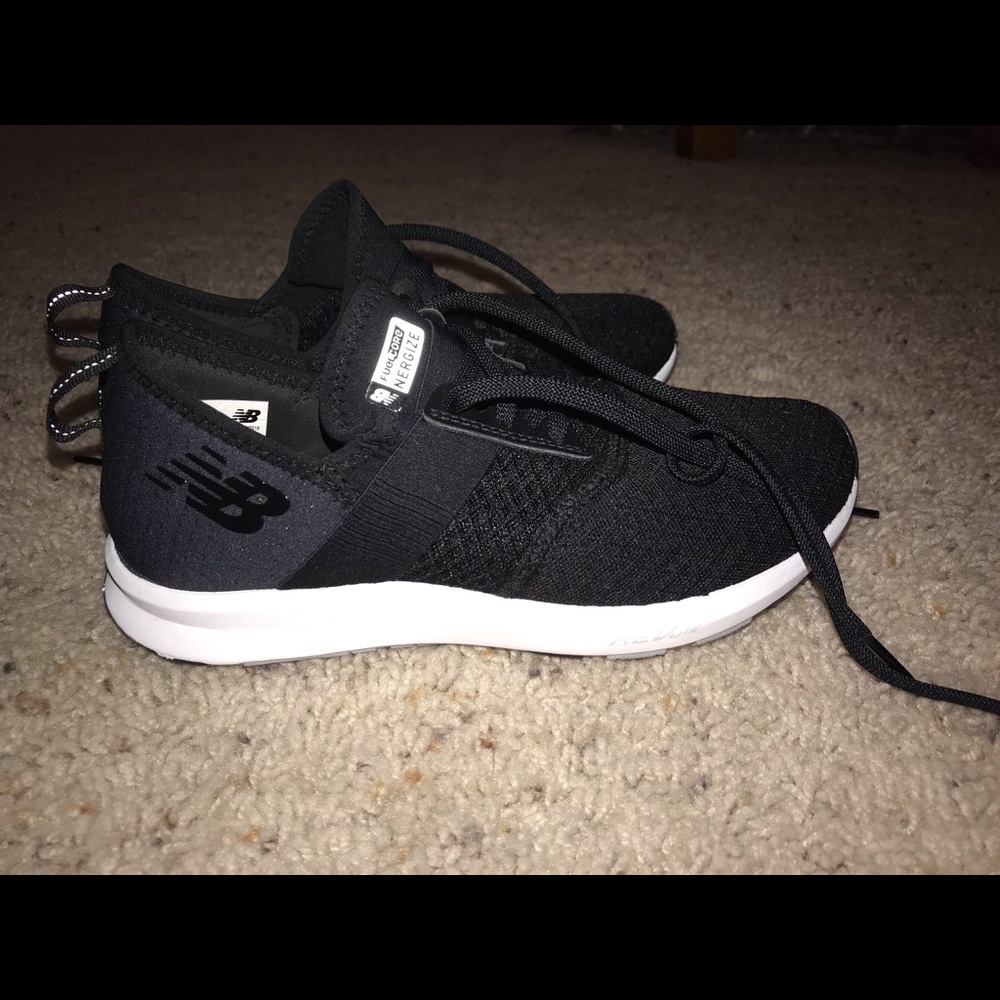 New Balance Tennis Shoes